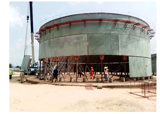 Steel storage tank assembly Assembly of a steel storage tank for industrial use by Astha Tank Construction